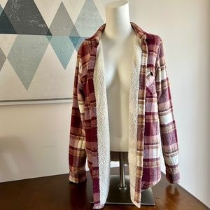 LAST CHANCE ✨ Urban Heritage ⎮ Plaid shacket